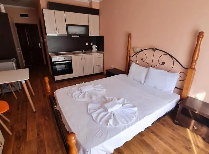 Апартамент Mitprot Panorama Bay 2 Ap 31 *